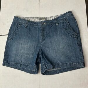 Natural Reflections Jeans Shorts, Women's Size 12, Blue Denim, Mid Rise